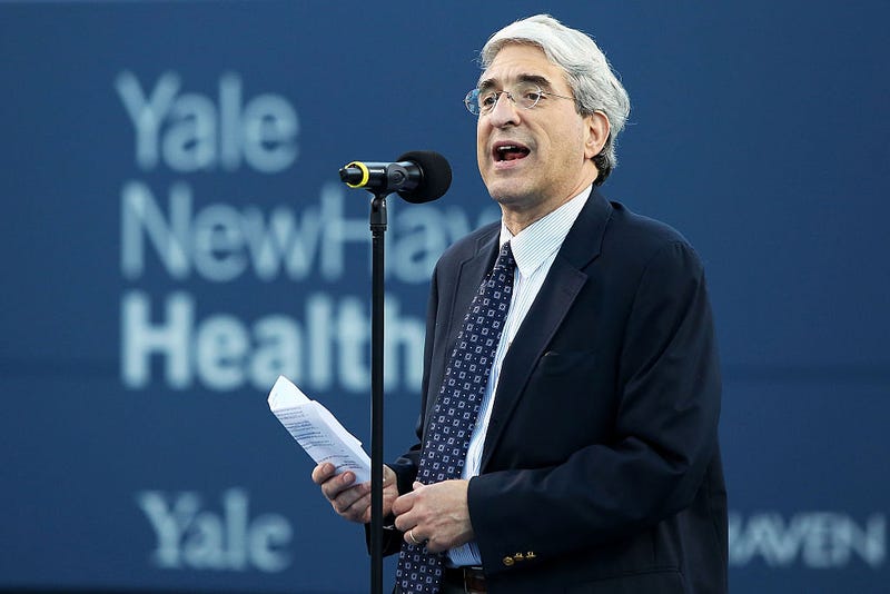 Illustration for article titled Yale President Says University Will Rescind Admission for Students Caught in Celebrity Admission Scandal