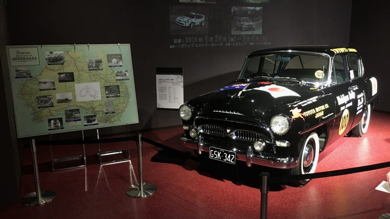 Illustration for article titled Look At This Amazing Collection of Historic Cars Inside A Japanese Shopping Mall