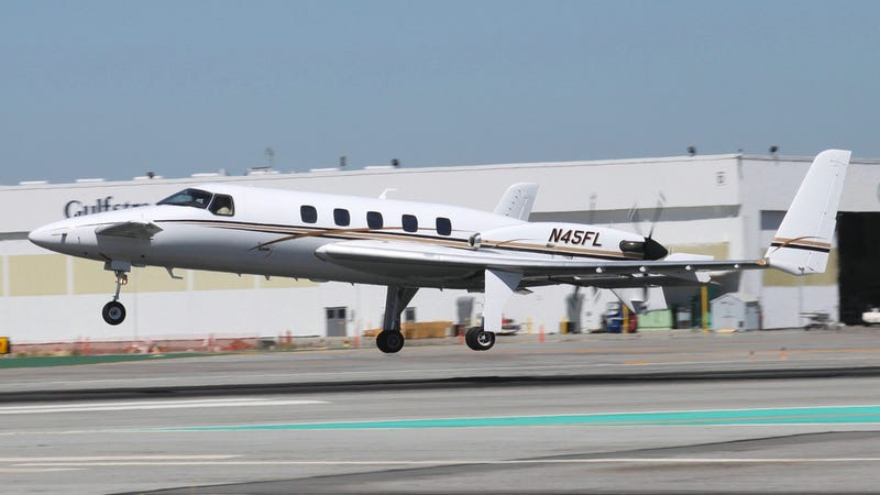 Illustration for article titled The Beechcraft Starship Is The Coolest Business Plane Ever