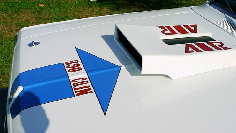 Illustration for article titled What Makes A Great Car Decal?