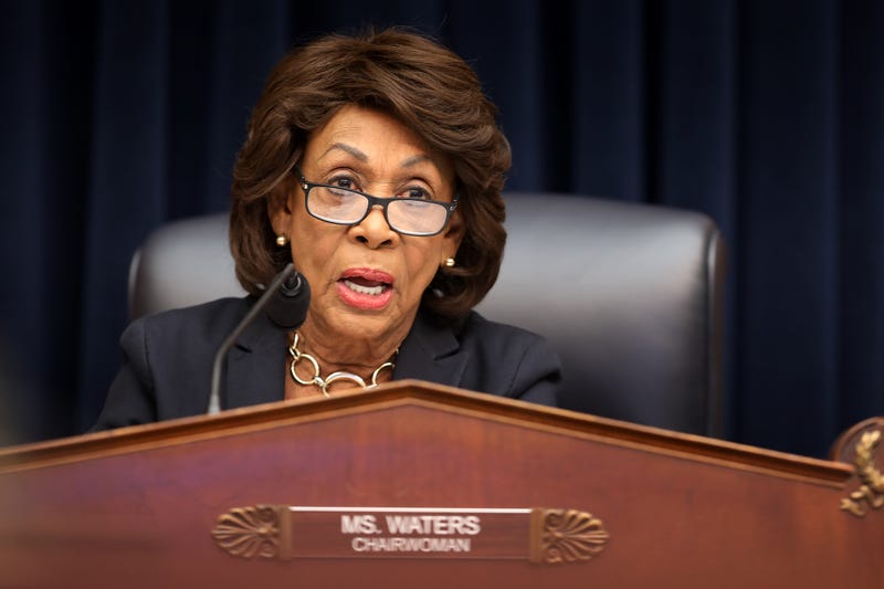 Illustration for article titled Auntie Maxine Bids Impeachment Efforts Adieu, Shifts Priority to 'Getting That Report'