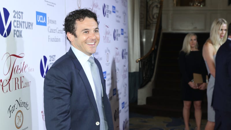 Illustration for article titled Fred Savage to host after-show parody about a fictional sci-fi series on Fox