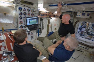 Illustration for article titled Here's How Astronauts Watch The World Cup From Space