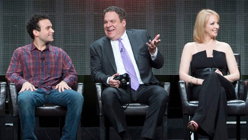 Jeff Garlin (center), with his Goldbergs co-stars