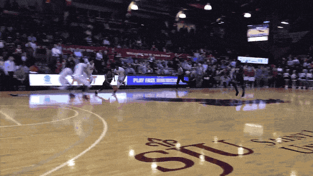 yden5bxv0pyvgiozp9lv.gif
