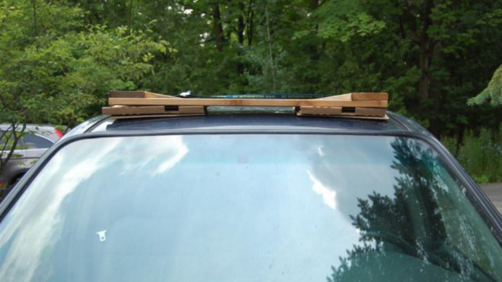 Convert An Automobile Roof Rack To A Building Materials Carrier
