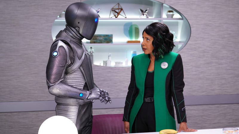 Illustration for article titled Defying the Space Pope, Dr. Claire dates a robot on The Orville