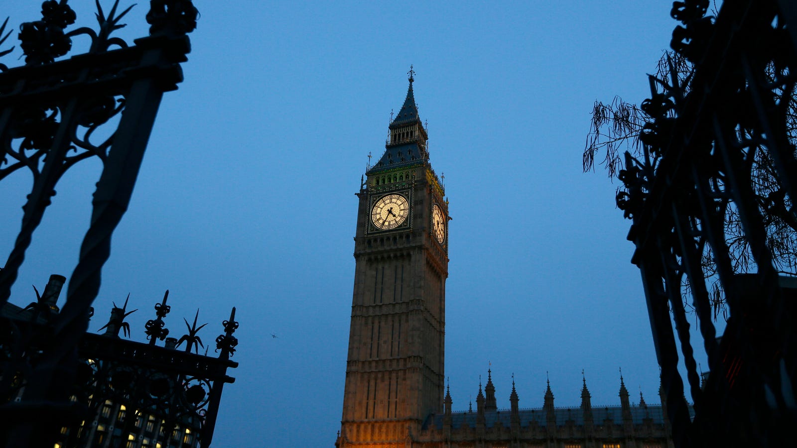 UK Government Proposes Five Basic Principles to Keep Humans Safe From AI