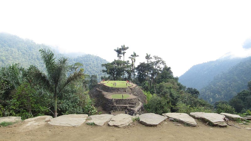 Panorámica de Ciudad Perdida, un conjunto visitable crecano al asentamiento recién descubierto.