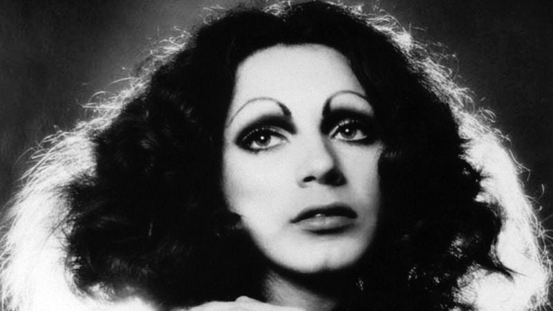 Illustration for article titled BBC documentary dives into the life of the late Holly Woodlawn