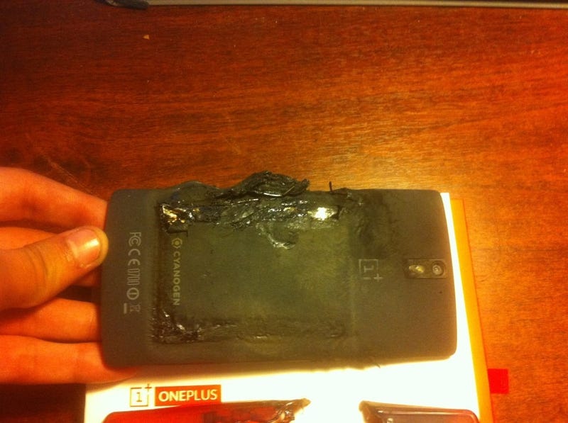 Illustration for article titled A OnePlus One Just Blew Up In Its Owner's Rear Pocket