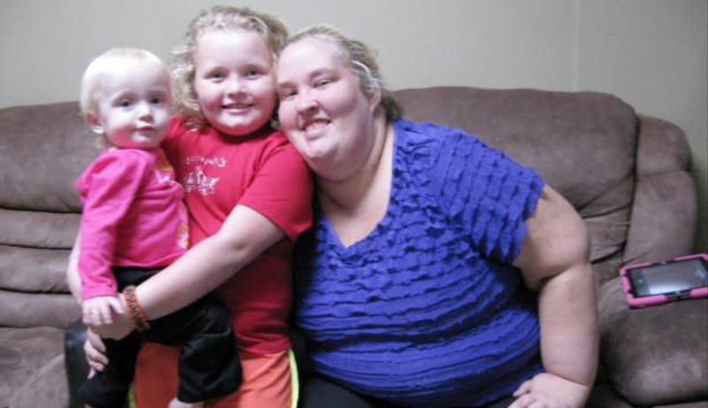 Illustration for article titled Mama June's Sex Offender Boyfriend Could End Here Comes Honey Boo Boo
