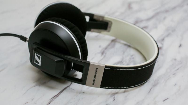 Illustration for article titled Win a pair of Sennheiser Urbanite XL wireless headphones