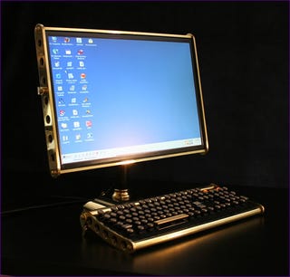 Illustration for article titled Datamancer's Steampunk LCD Monitor is Another Stunner