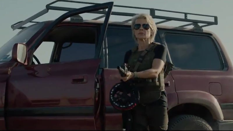 Illustration for article titled Sarah Connor's back in the first trailer for Terminator: Dark Fate