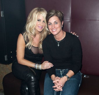 Illustration for article titled Kim Zolciak Is Gay?