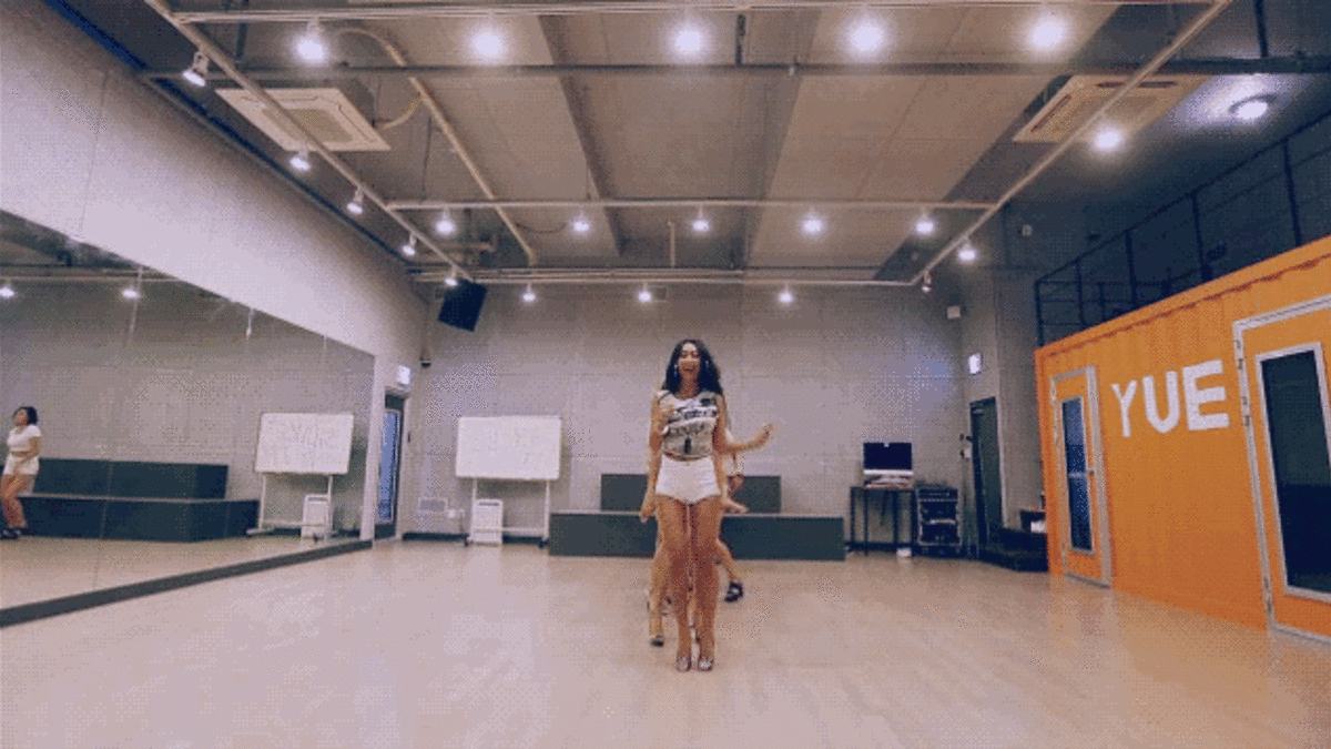 Kpop Dance Move Is So Attack on Titan - Kotaku