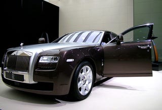 Illustration for article titled Rolls Royce Ghost Is The Poor Rich Man's Roller