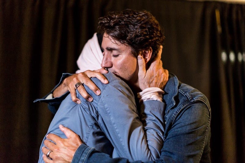 Illustration for article titled Gord Downie and Justin Trudeau