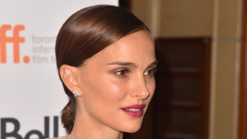 Illustration for article titled Here's What Natalie Portman Looks Like As Jackie Kennedy
