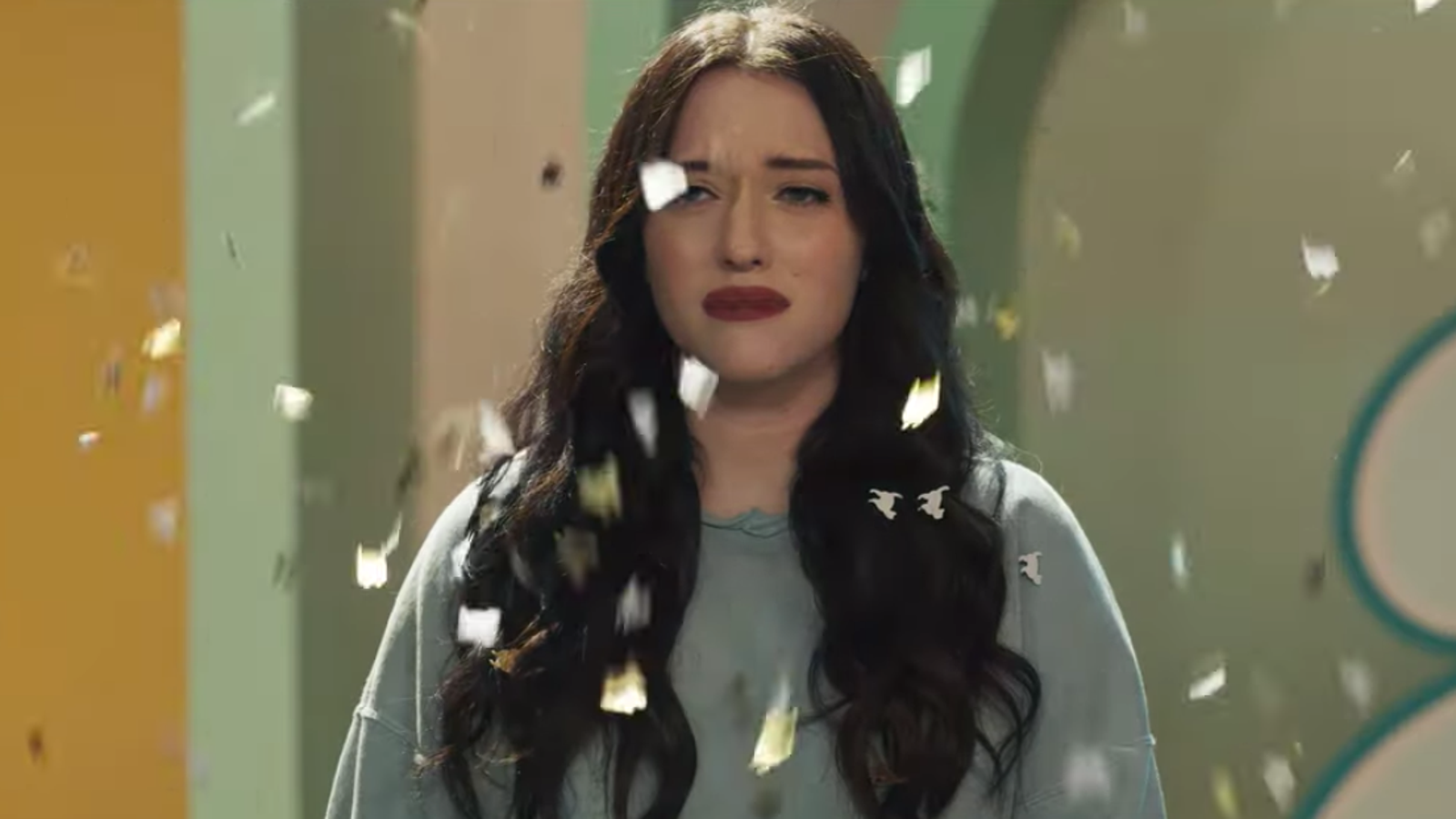 Kat Dennings bonds with a literal cat lady in trailer for the Margot Robbie-produced Dollface