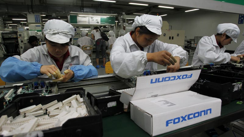 Workers at a Foxconn facility in 2010. (Image: AP)