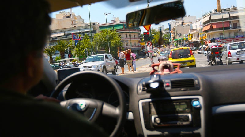 Illustration for article titled How To Recognize A Good Driver