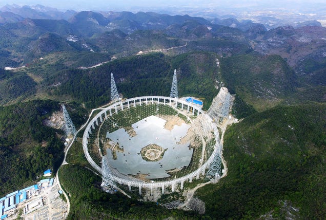 photo of The World's Largest Radio Telescope Dish Is Taking Shape Like a Giant Puzzle image