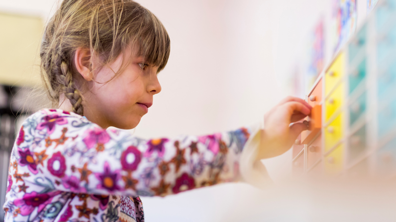 Illustration for article titled The Best Toys to Make Your Kid Independent, According to a Montessori Teacher