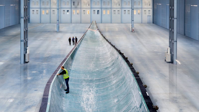 Illustration for article titled The World's Biggest Wind Turbine Blades Are So Long Their Tips Spin at 180 MPH
