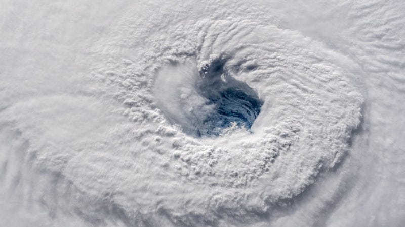 Illustration for article titled El huracán Florence reemplazó su pared del ojo: qué significa y cuatro datos a tener en cuenta antes de que toque tierra