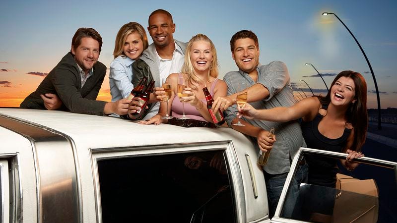 The Happy Endings gang