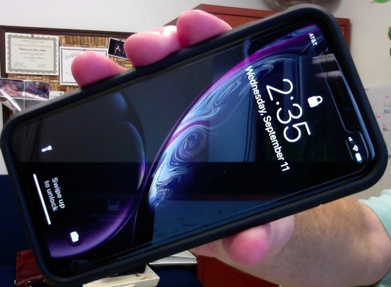 Illustration for article titled This one secret will get you $150 off a new iPhone!