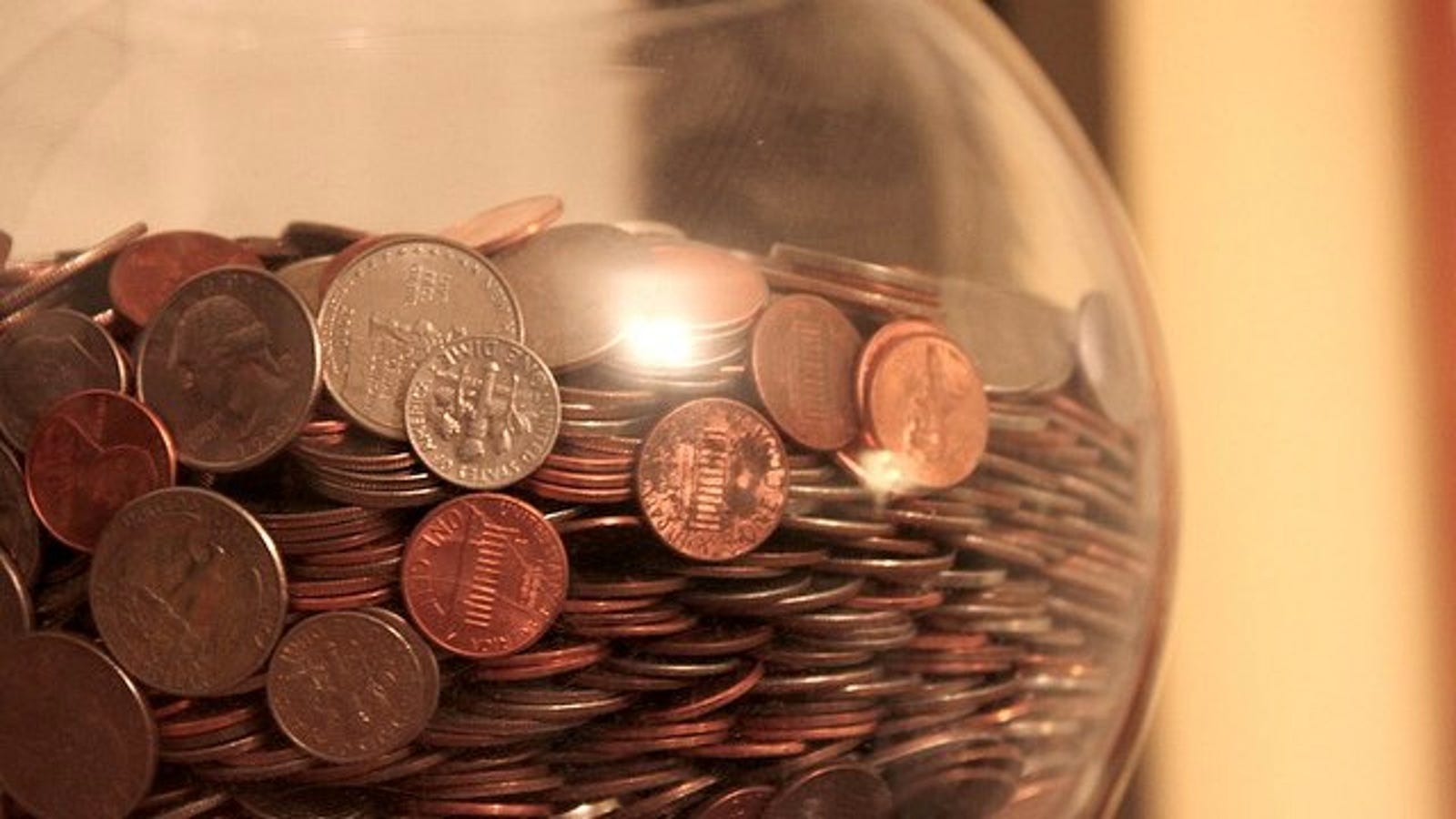 How to Estimate How Much Money's in Your Change Jar 