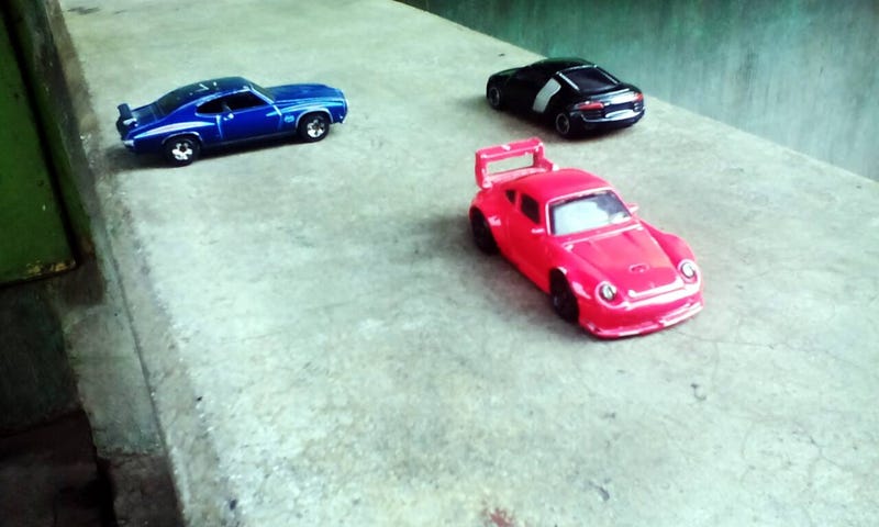 Illustration for article titled First crack at trading cars