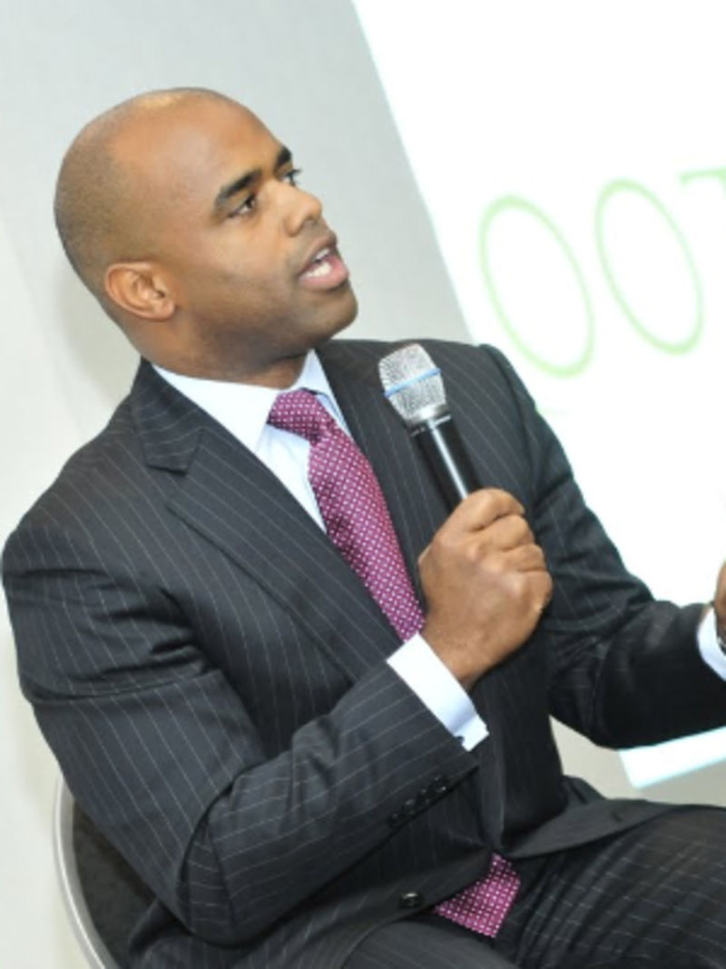 Illustration for article titled Black Generation Gap Event: Scenes from the Evening