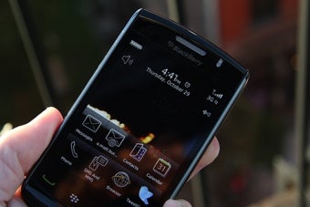 Illustration for article titled Walmart Offers $100 Gift Card With Any BlackBerry Purchase on November 14th - 21st