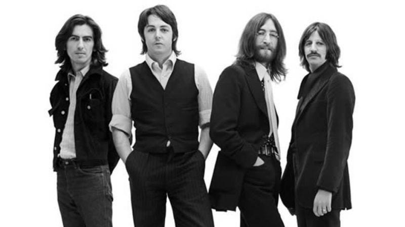Illustration for article titled Listen to The Beatles play a long-lost alternate take of "Revolution"