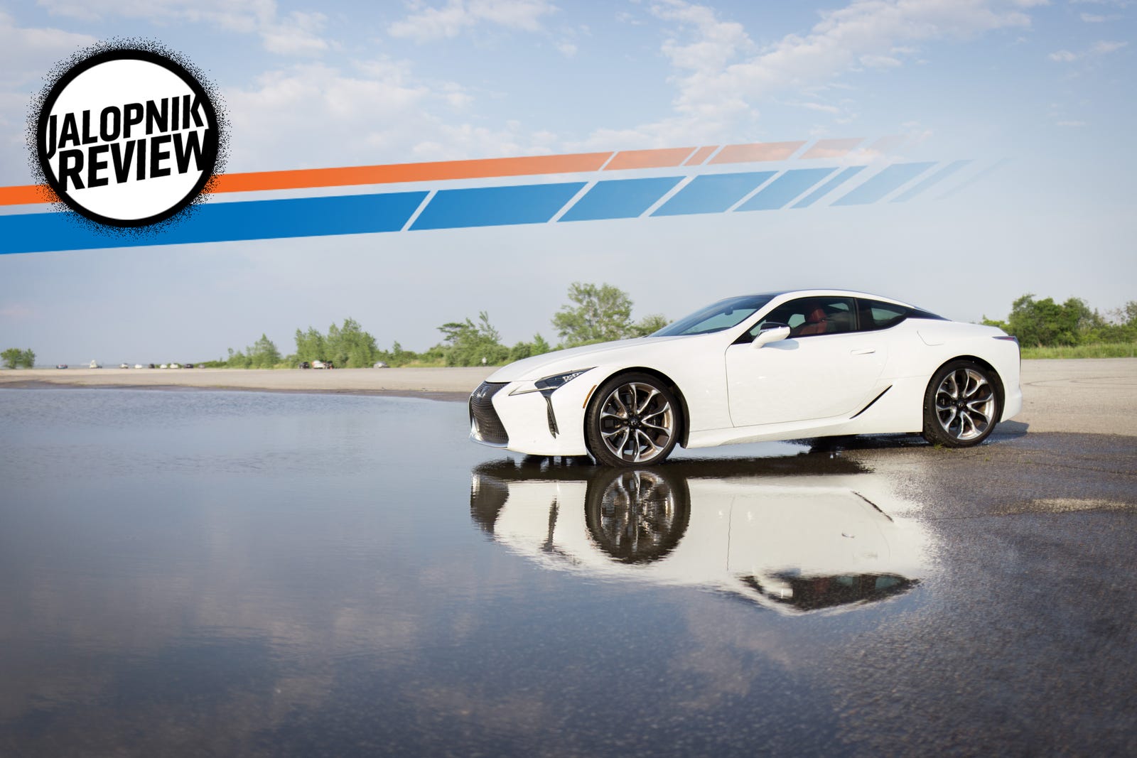 The 2018 Lexus Lc 500 Is A V8 Spaceship That Doesn T Care About
