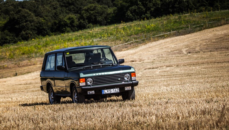 Illustration for article titled Driving The Original Range Rover Coupe: Lovely Idea, Lousy Execution