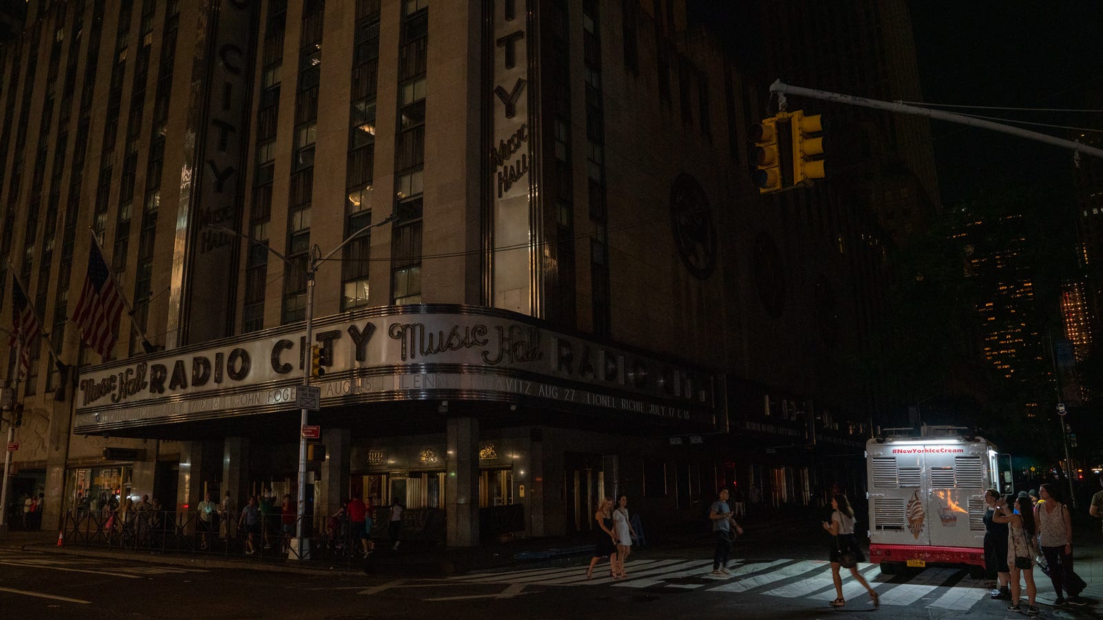 New York City Blackout Costs Stubhub 500 000 In Ticket Refunds