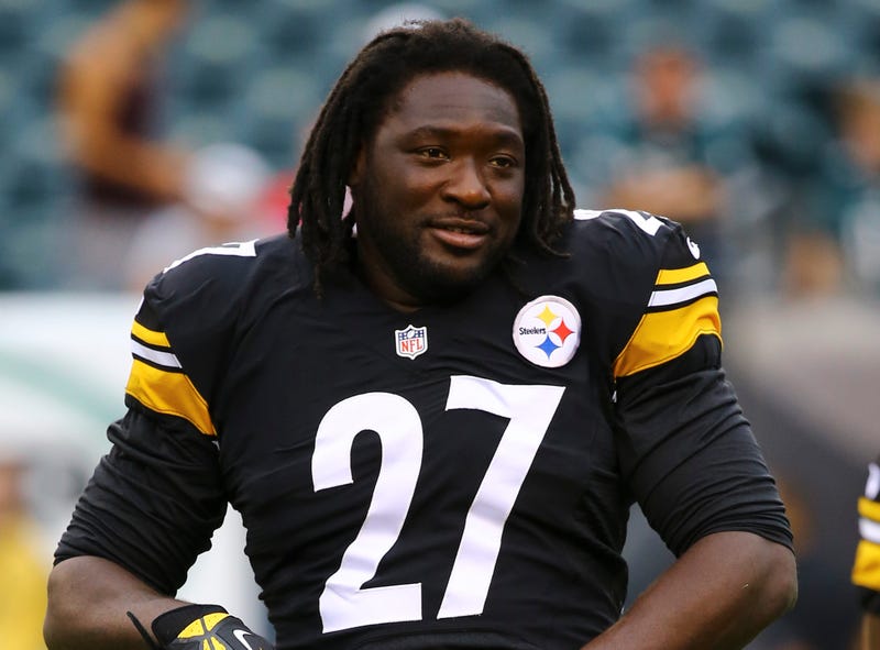 Illustration for article titled Fed-Up LeGarrette Blount Left The Steelers Game Early