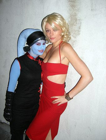 Illustration for article titled The Most Awesome Duos (So Far) in the io9 Halloween Costume Show