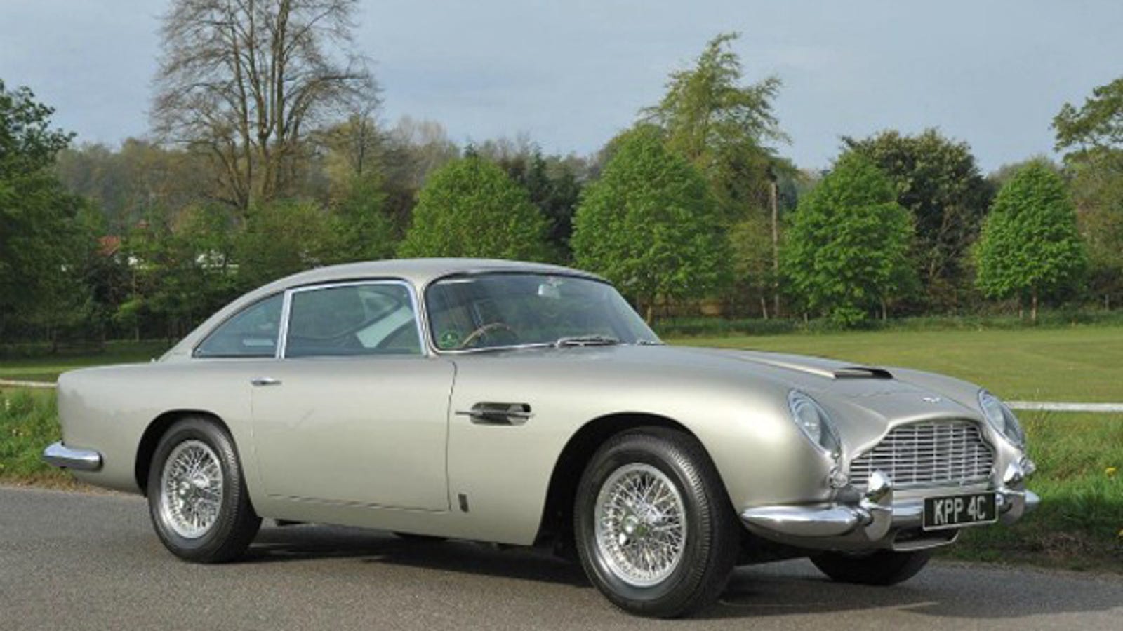 George Harrison S 1965 Aston Martin Db5 Brings 549 045 At
