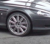 Illustration for article titled Aston Martin Rapide Spotted Undisguised