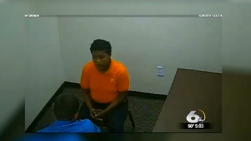 Illustration for article titled Mom Arrested for Letting Kid Play in Park Gets Doxxed by Local News