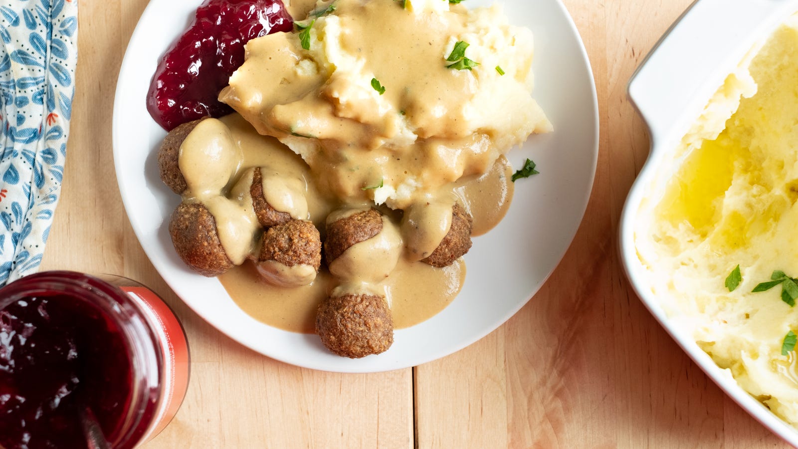 How To Make Your Own Vegan IKEA-Style Meatballs