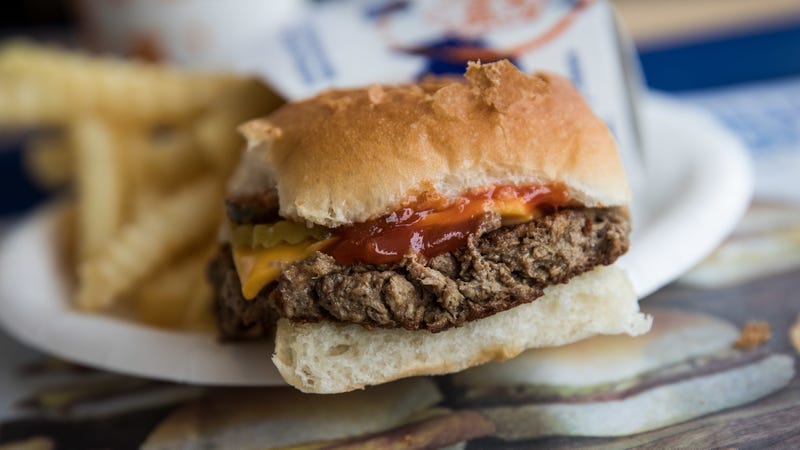 Who S Eating Meatless Fast Food Burgers Not Vegans