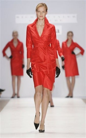 Illustration for article titled Delta Only Offers "Sexy" Designer Uniforms Up To A Certain Size