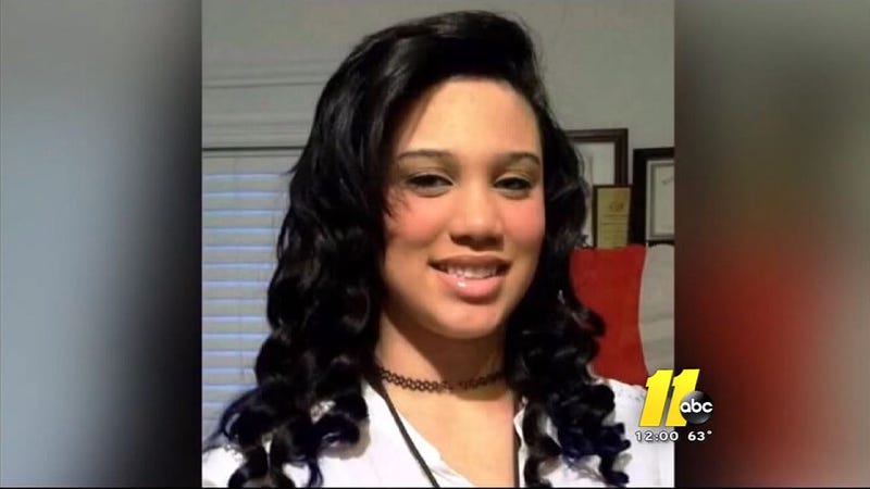 Illustration for article titled Teen Strangles Girlfriend, Tosses Her Into North Carolina River